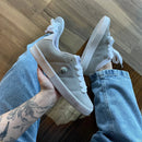 Öus Dots Cinza Branco Essencial