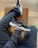 Öus Arquitetônico Preto Branco Essencial