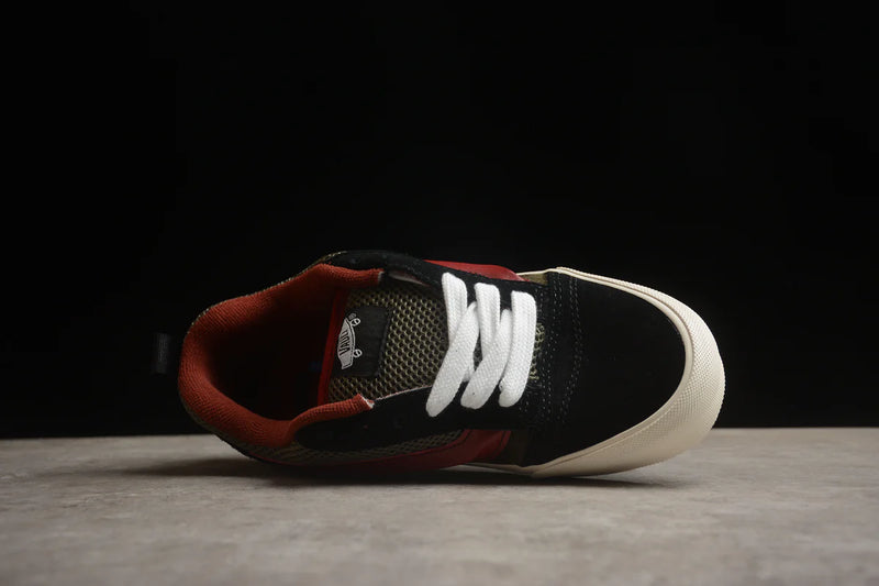 Vans Knu Skool