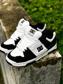 Dc Stag Preto/Branco